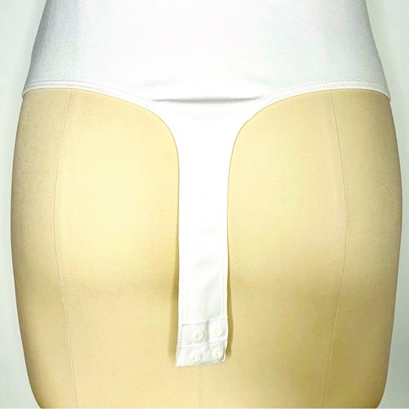 GUESS White Off-Shoulder Ruffle Stretch Bodysuit - Picture 9 of 9